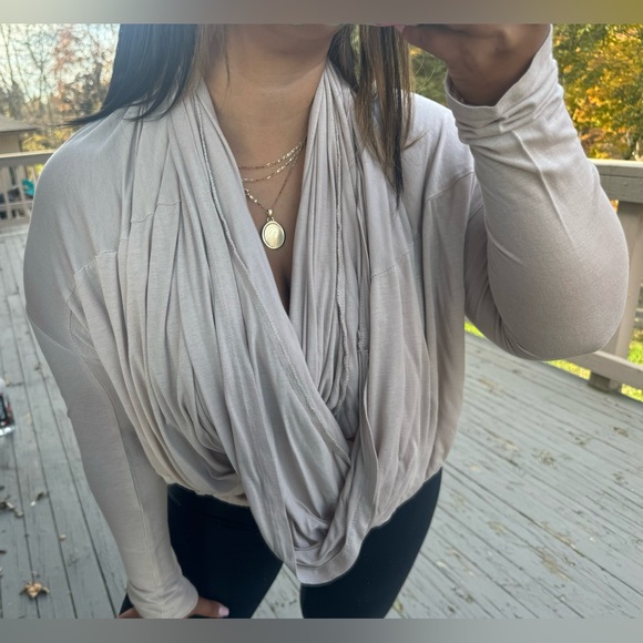 Honey Belle • Wrap Around Long Tunic Cardigan / 2 in 1 - Picture 3 of 11